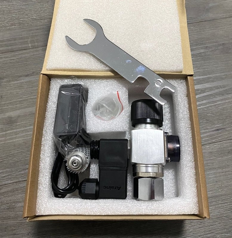 ANS PRO II CO2 Regulator Compact (Dual Stage with soleniod)