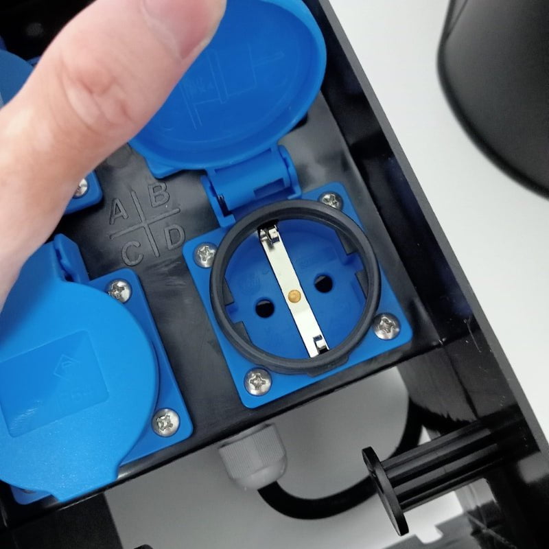 SUNSUN Outdoor Water Proof Garden Socket Connection