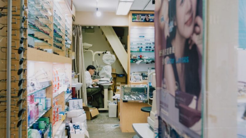 Aquarium for Optometry Clinics: Relaxed Eyes, Better Exams