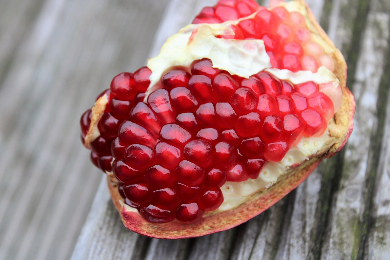 pomegranate, exotic fruits, fruits, cut, sliced, open, seeds, nature, vitamins, red, garnet, fruit, to reduce, pomegranate, p