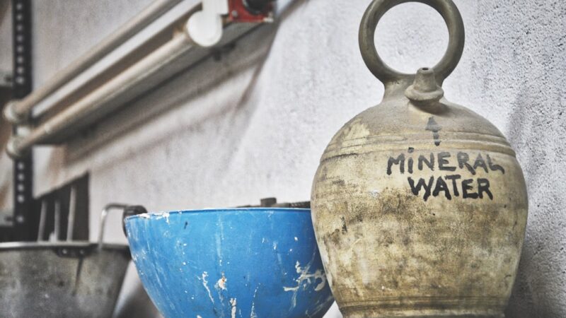 How to Remineralise RO Water for Your Aquarium