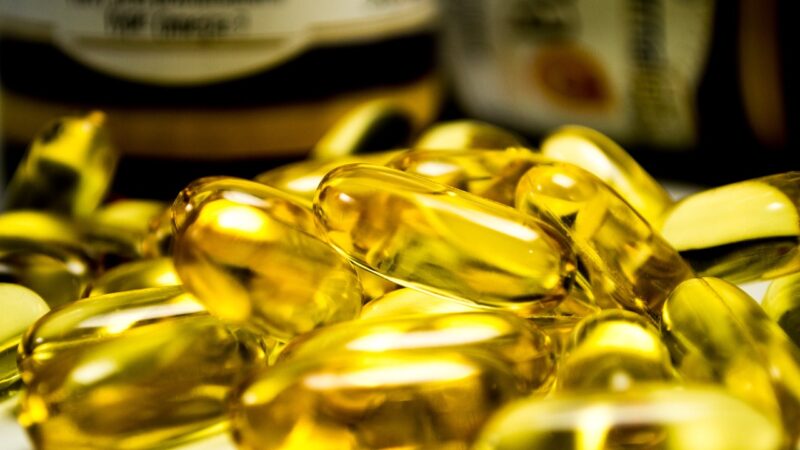 gel capsules, medicine, supplements, capsules, vitamins, prescription drugs, pharmaceutical, omega 3