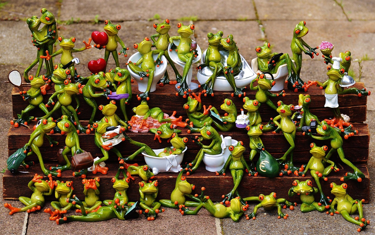 frogs, lots, frog gathering, cute, collection, dimensions, fun, group, assembly, stairs, stages, collect, crowd, frogs, frogs